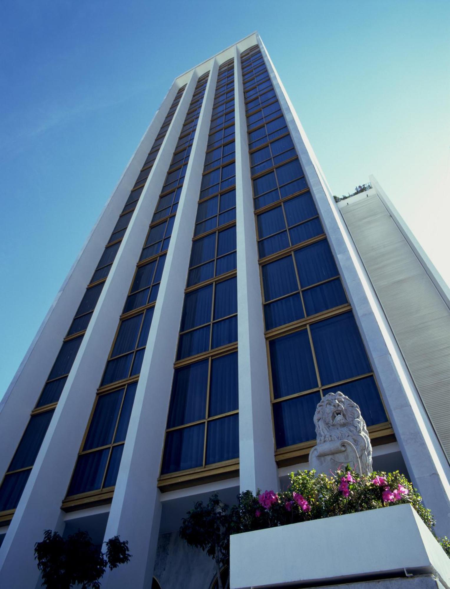 Hotel Suites Bernini Guadalajara Exterior photo