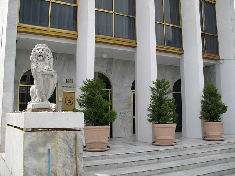 Hotel Suites Bernini Guadalajara Exterior photo